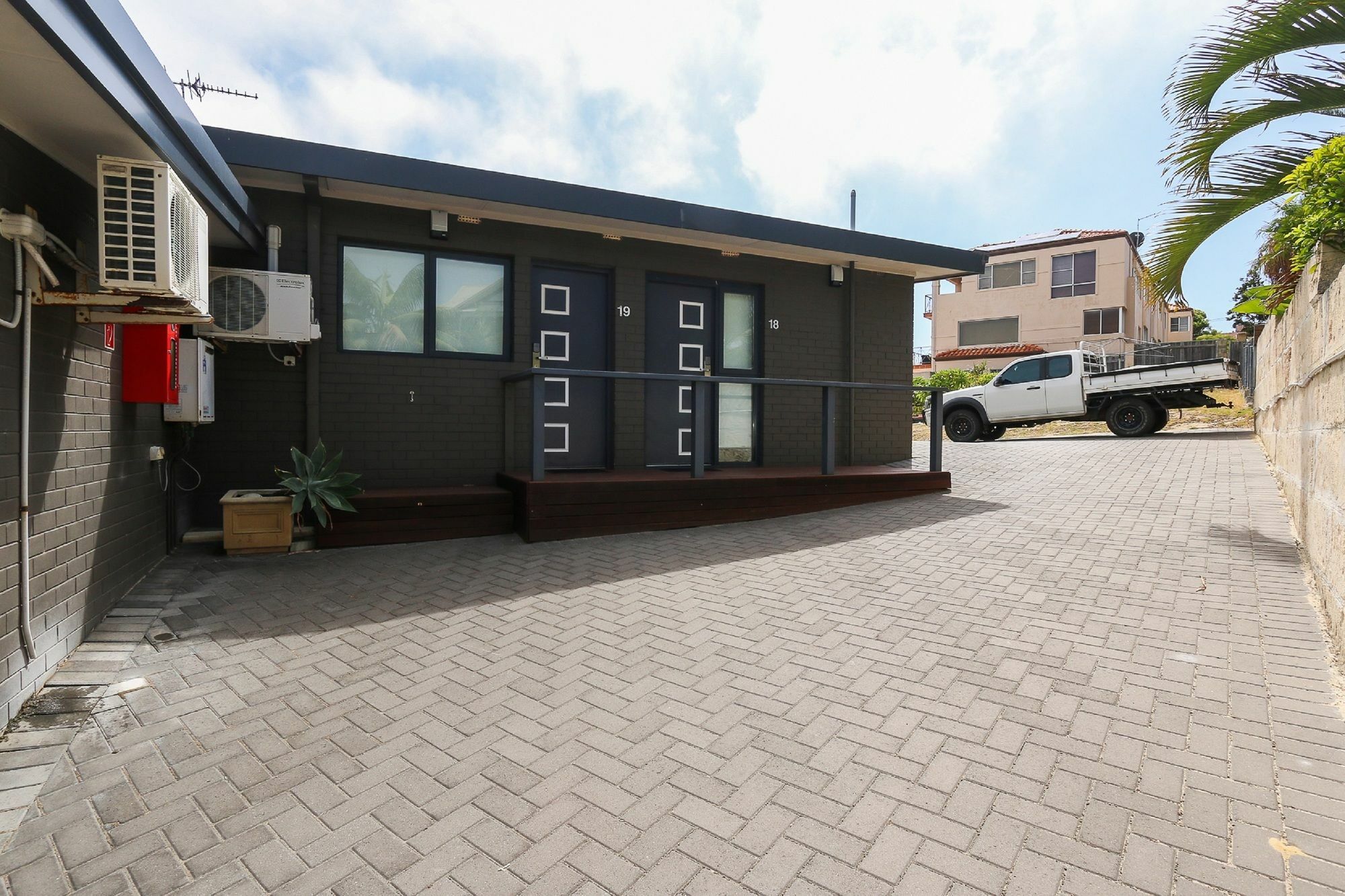 Scarborough Apartments Resort 2*