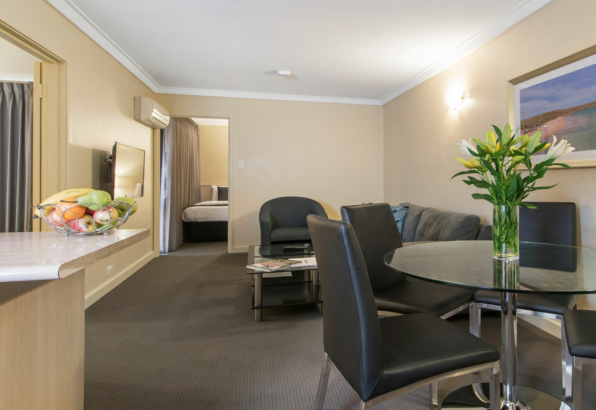 The Peninsula Riverside Serviced Aparthotel Perth