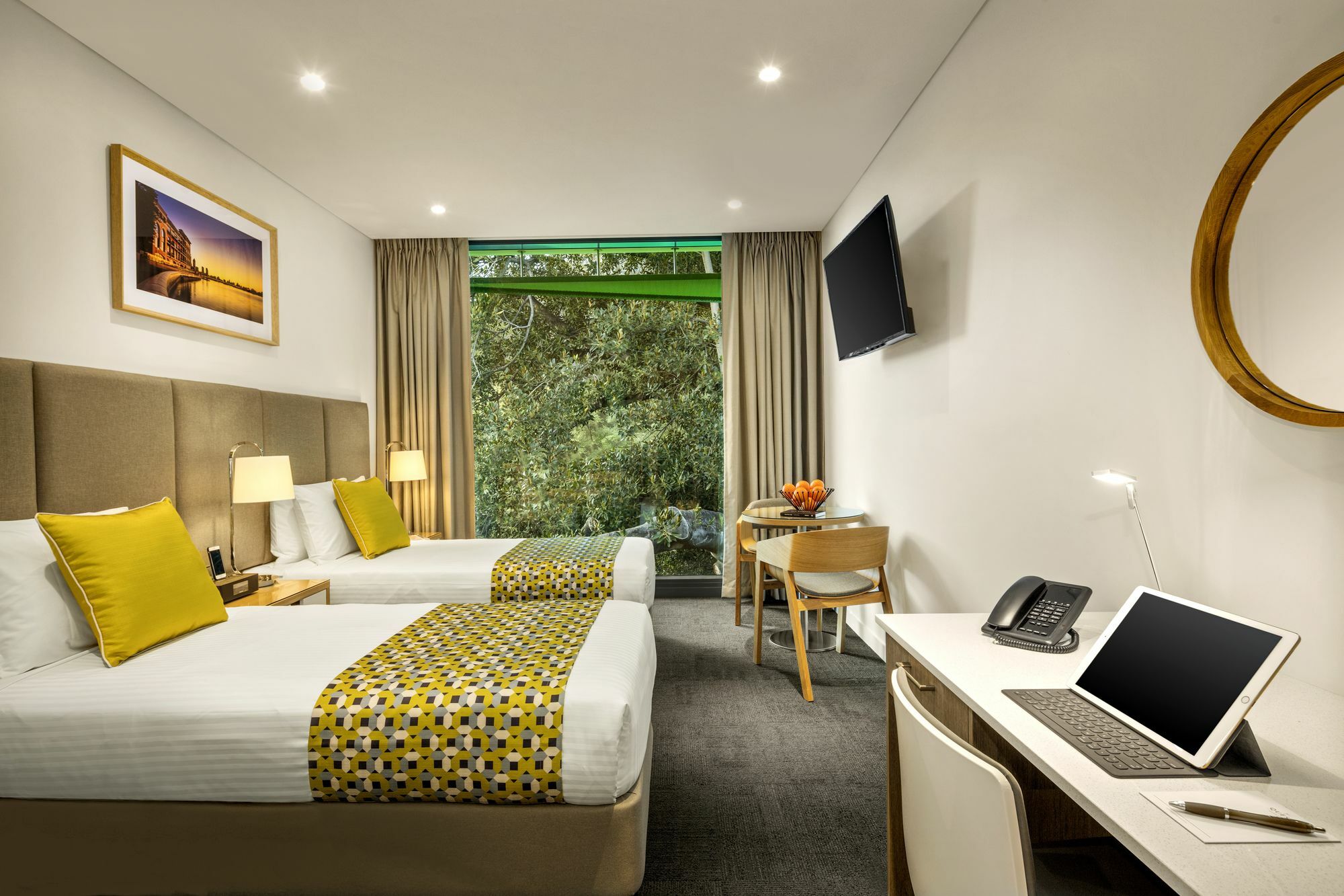 Quest Mounts Bay Road 4*