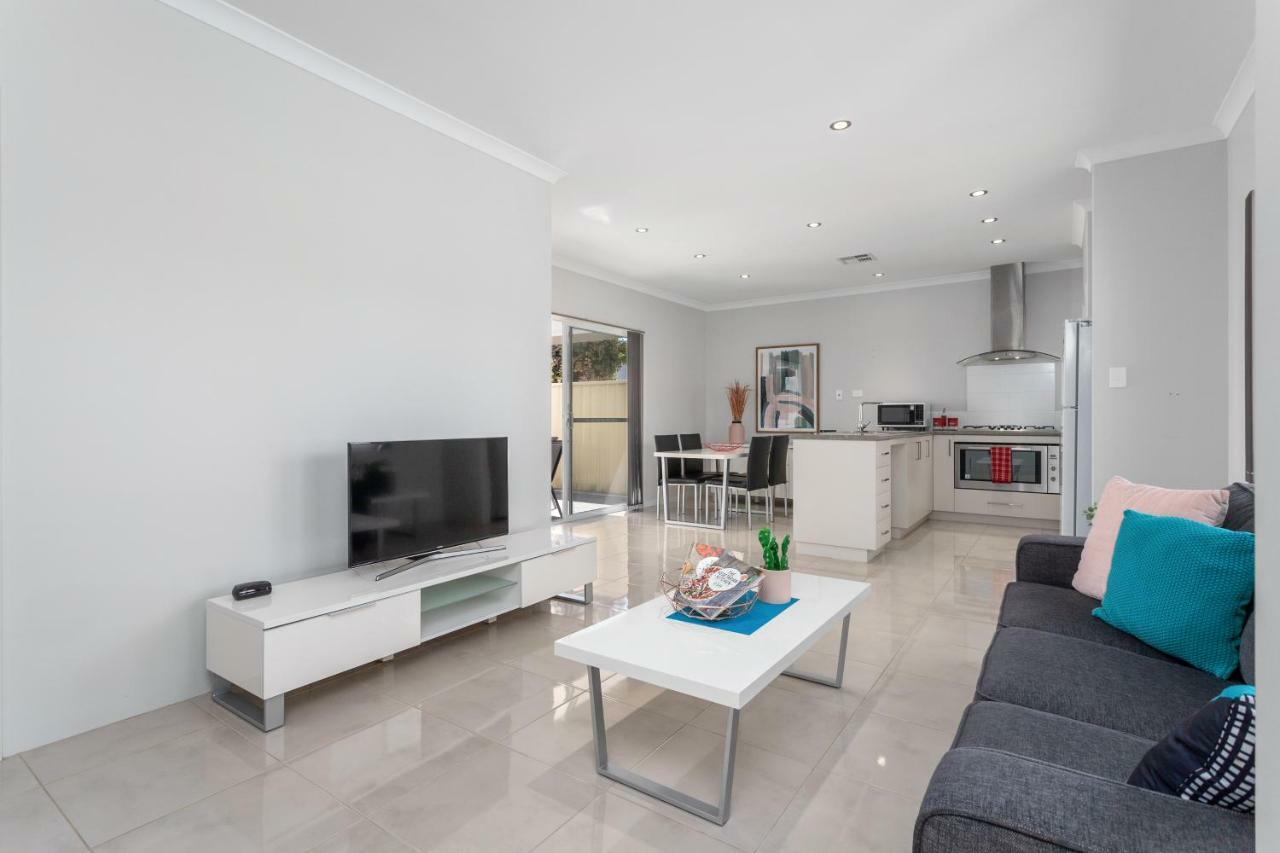 Ardross Short Villa
