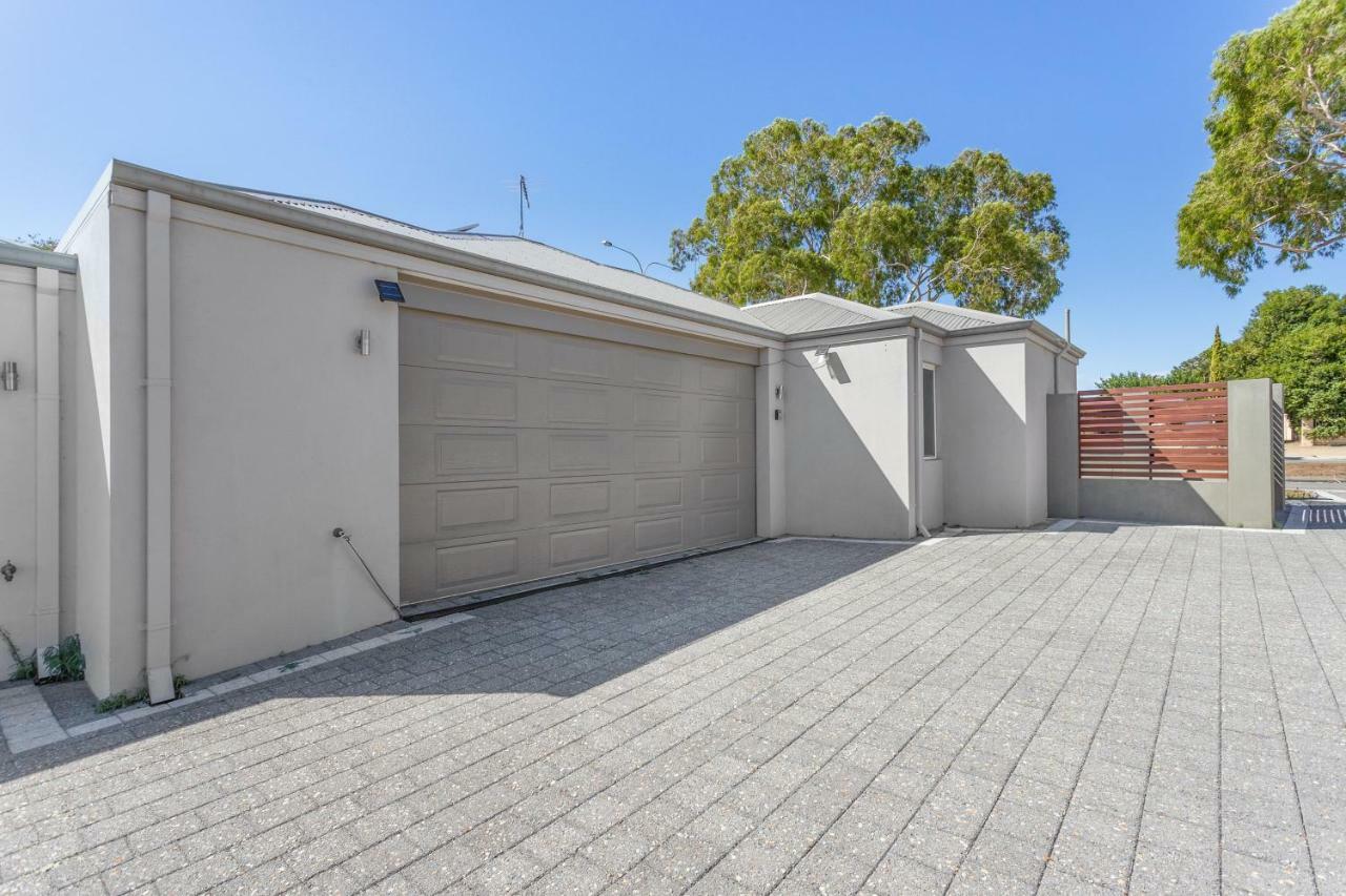 Ardross Short Villa
