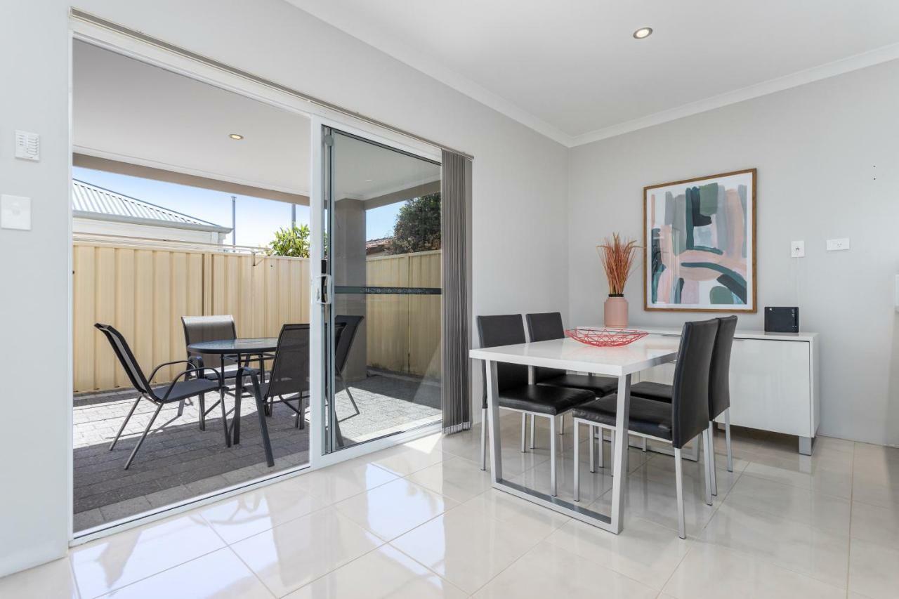 Ardross Short Villa