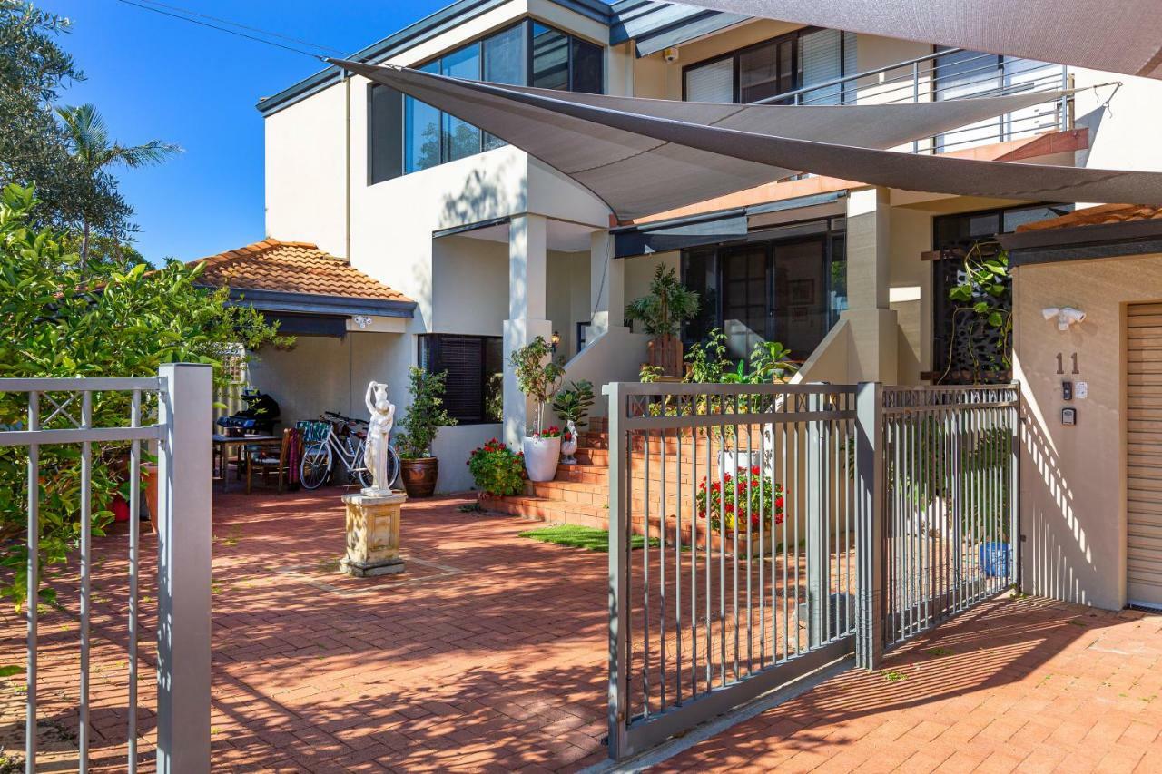 Como Executive * Perth