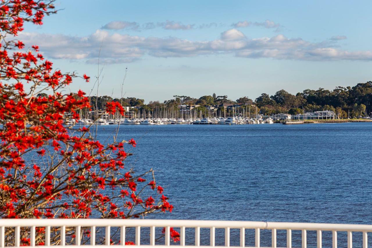 Como Executive * Perth
