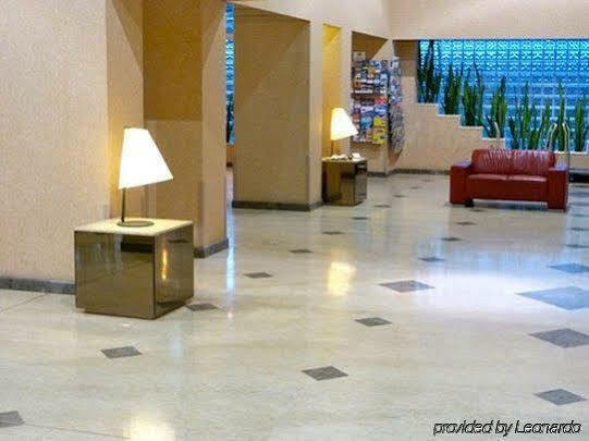 Quality Ambassador Hotel 4*