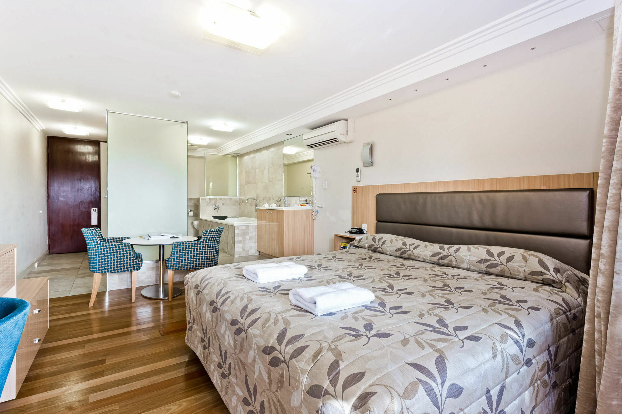 Hotel Indian Ocean Perth