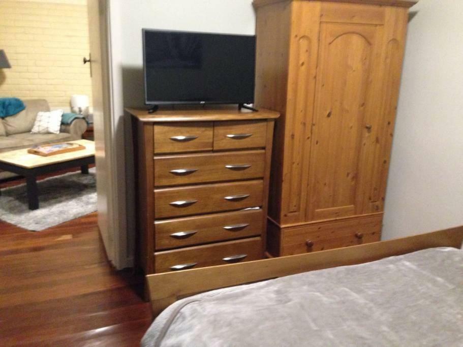 Affordable & Comfortable On Langley Park Apartment *