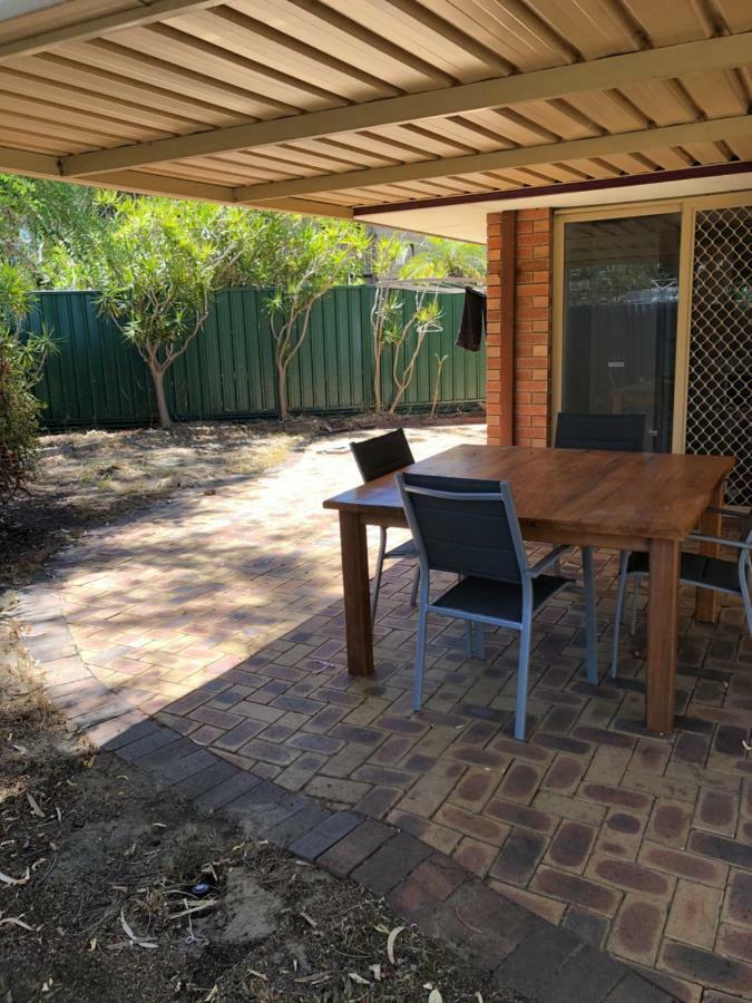 Villa Glenelg Street *
