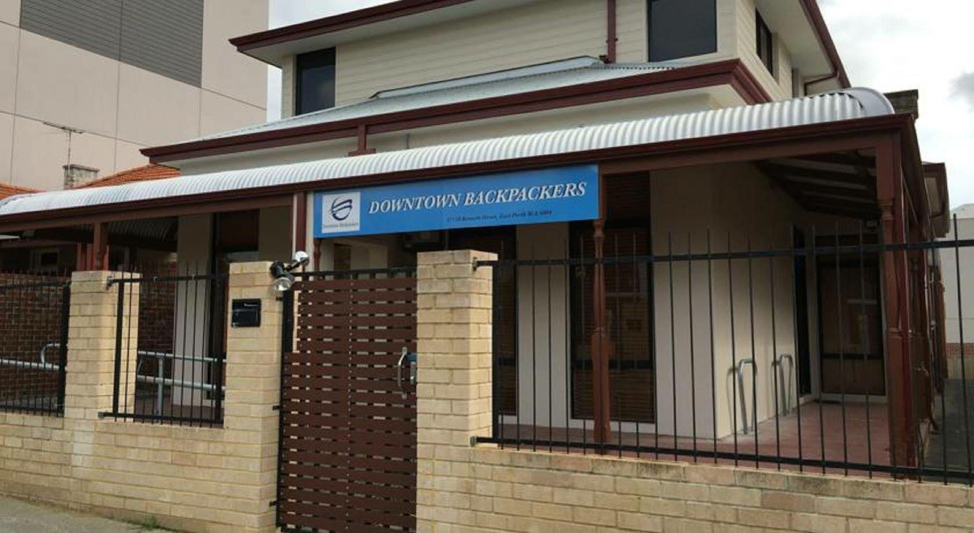 Hostel Downtown Backpackers - Note - Valid Passport Required For Check In *