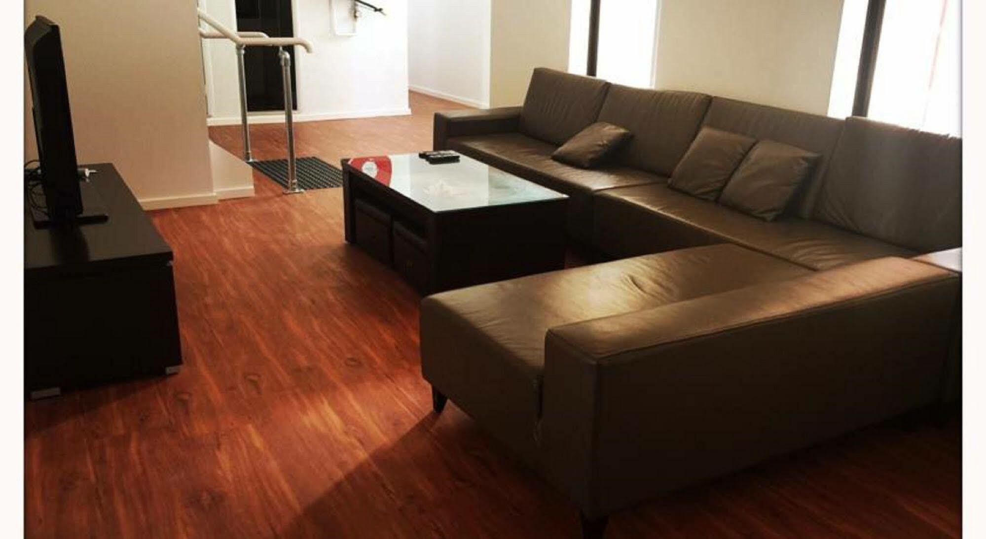 Hostel Downtown Backpackers - Note - Valid Passport Required For Check In