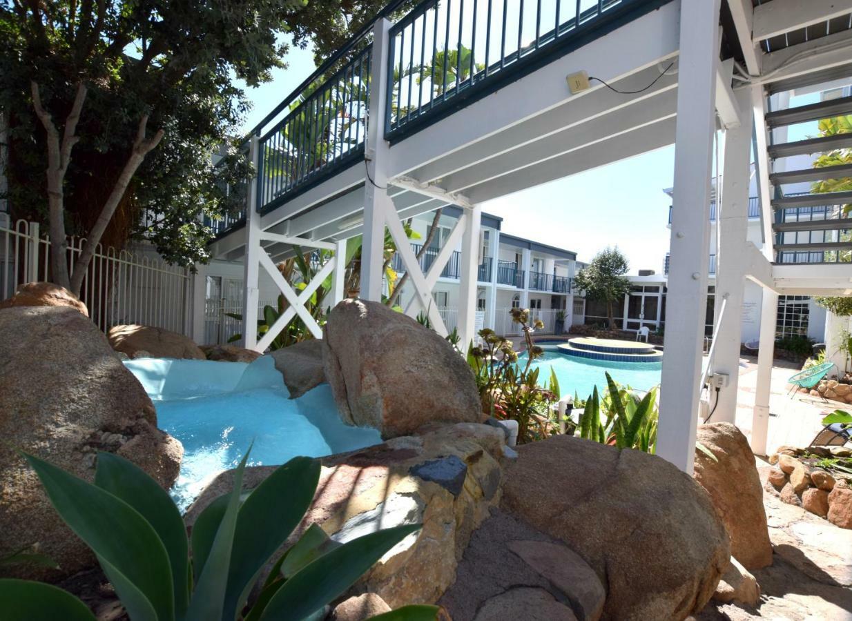 West Beach Lagoon 212 - Great Views * Perth