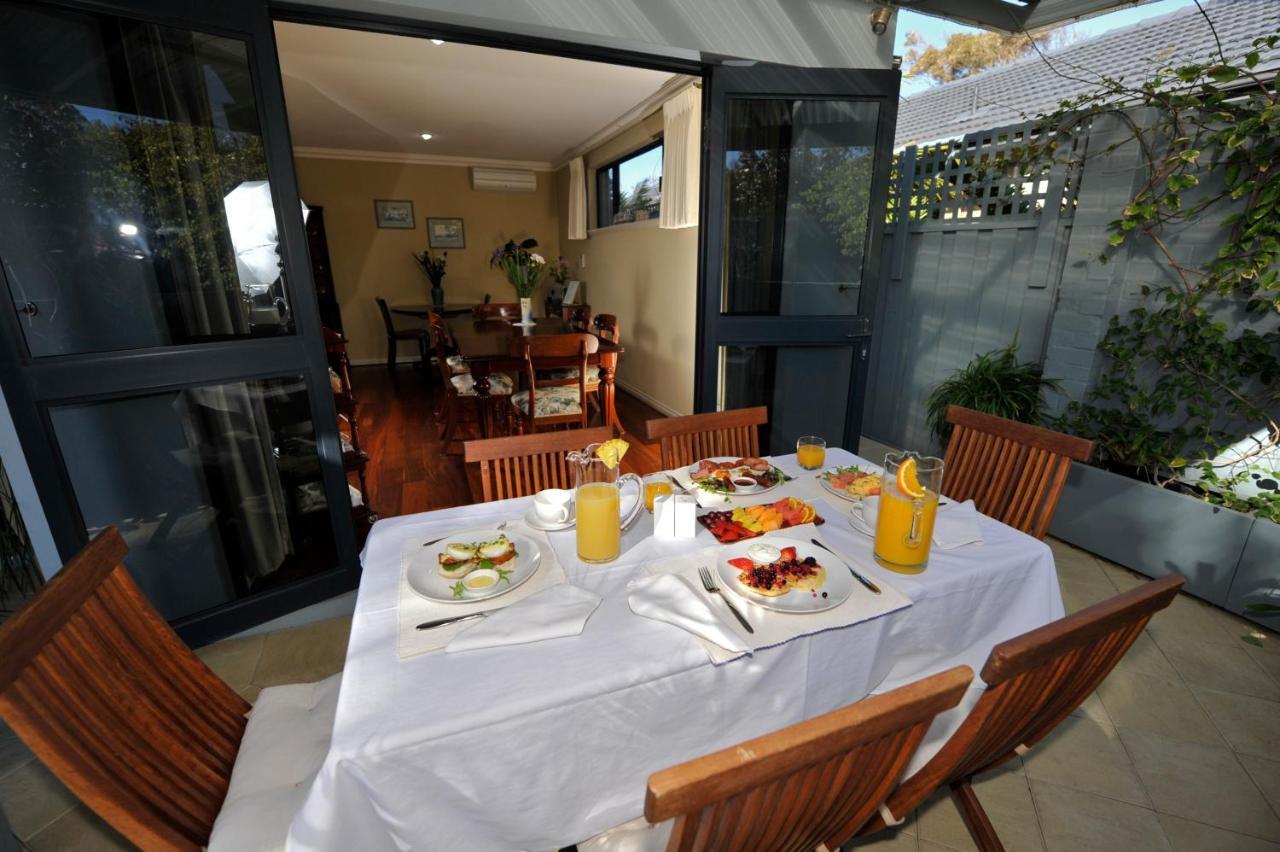 Trigg Retreat Bed & Breakfast Perth