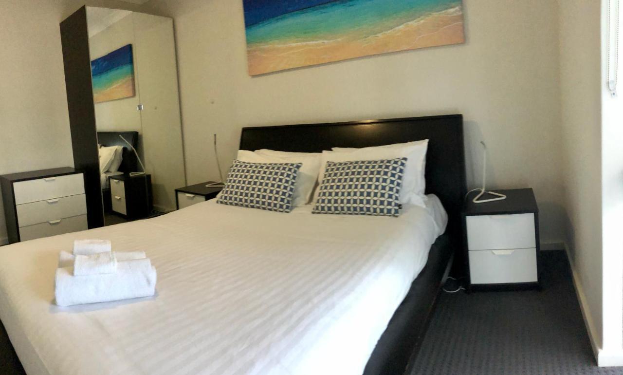 West Lagoon 218 - Outstanding Value! * Perth
