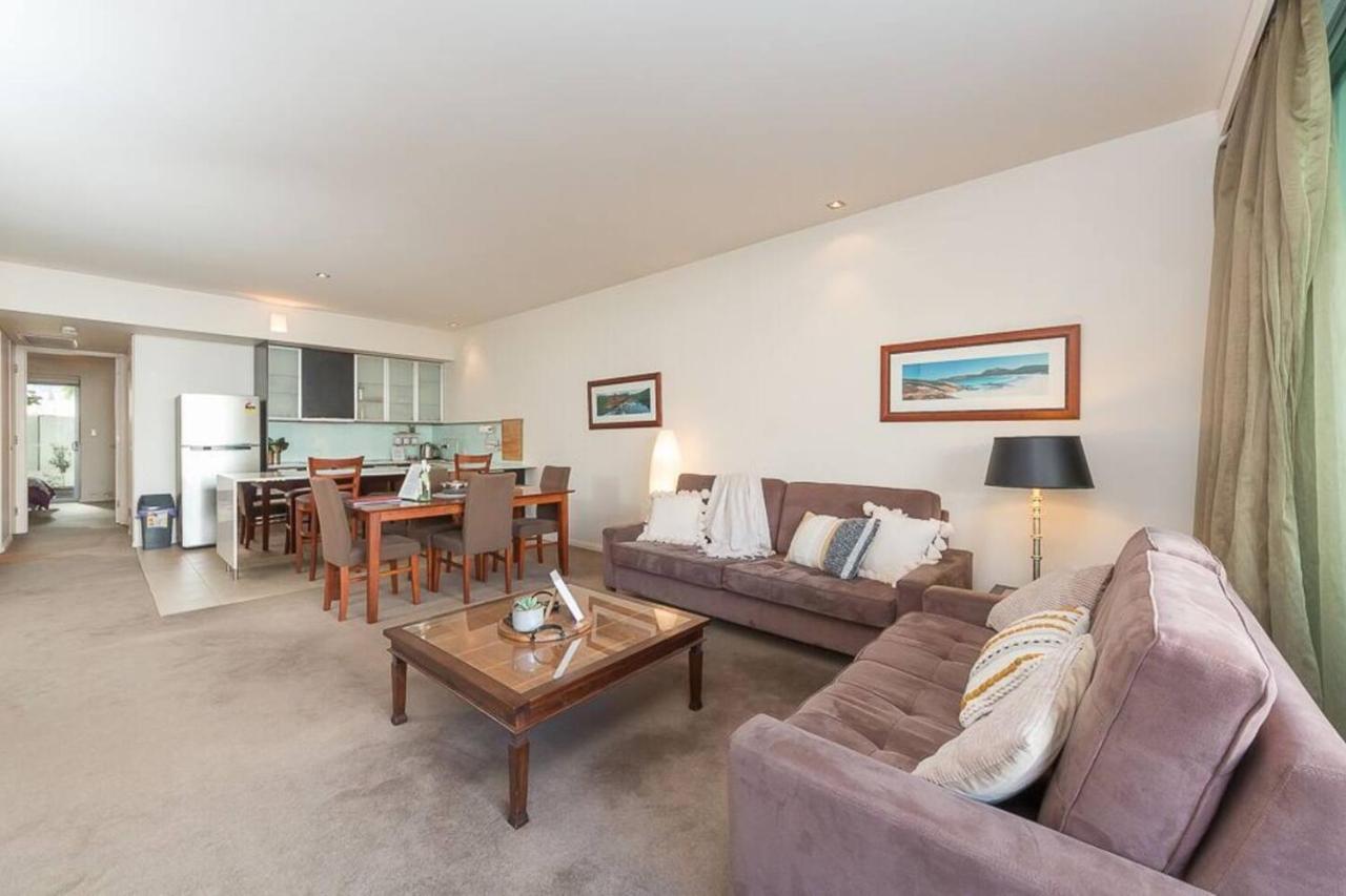 Tranquil Exec City Free Wifi Netflix Wine Parking Apartment *