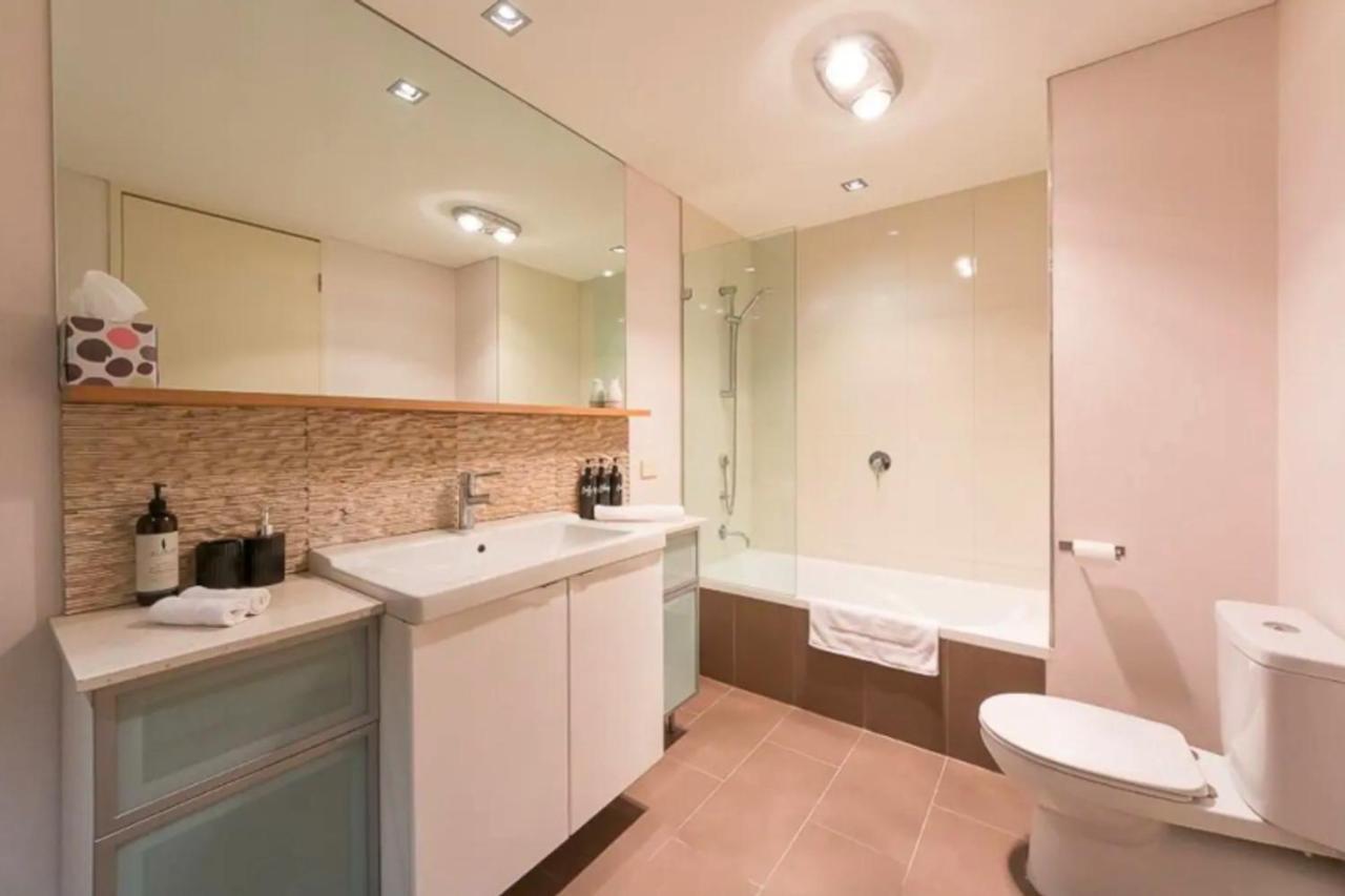 Tranquil Exec City Free Wifi Netflix Wine Parking Apartment Perth