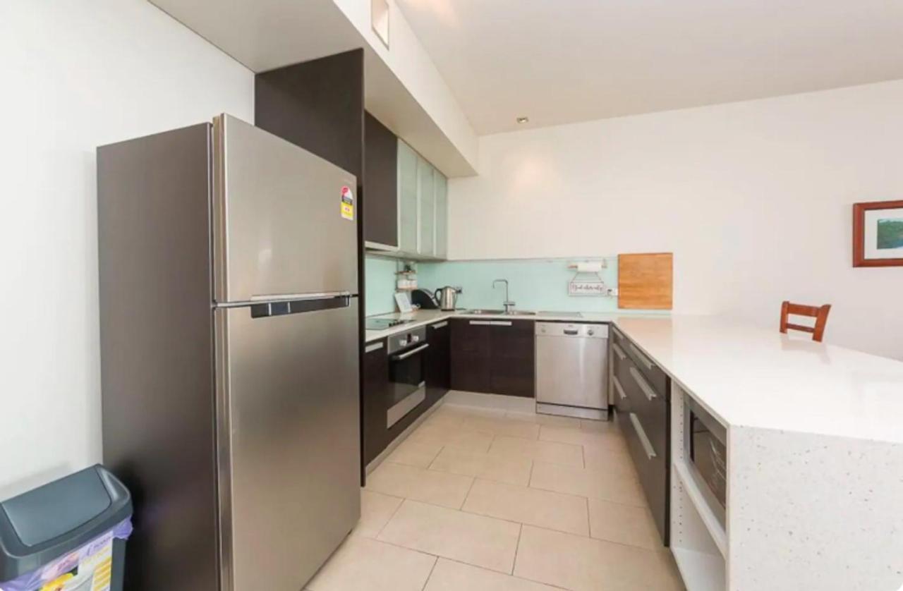 Apartment Tranquil Exec City Free Wifi Netflix Wine Parking *
