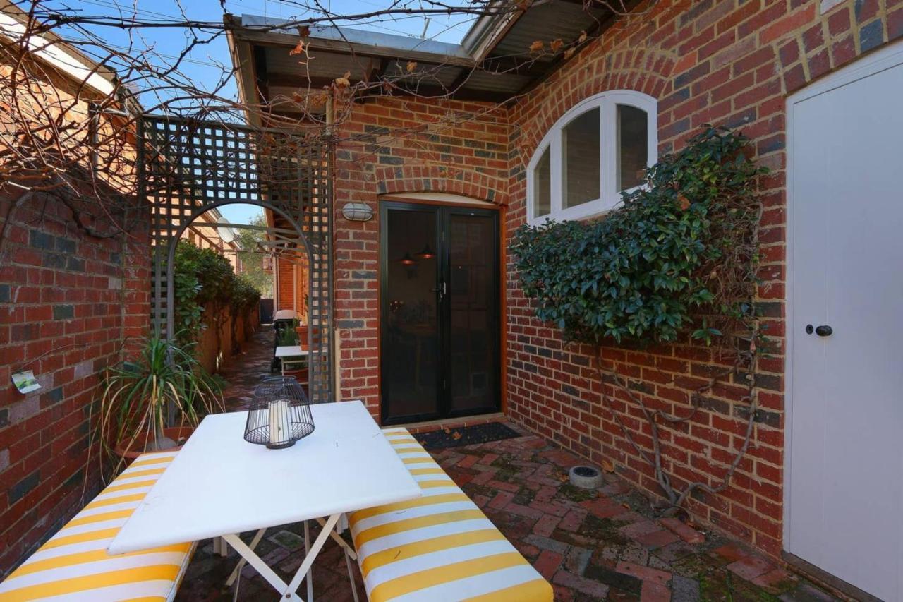 Boutique 2-bed House With Garden In Northbridge