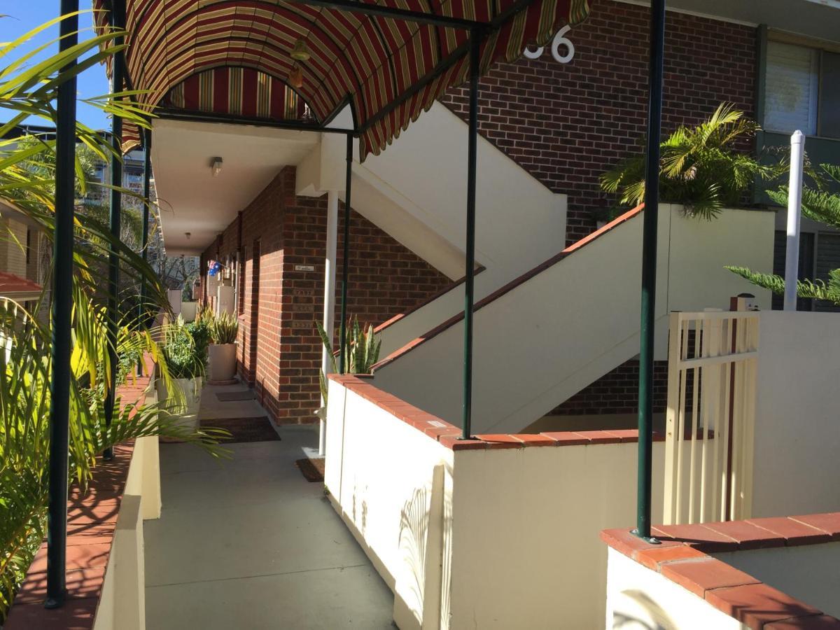 Apartment B4 Crawley 1 Brm & Sleepout Near Uwa Perth