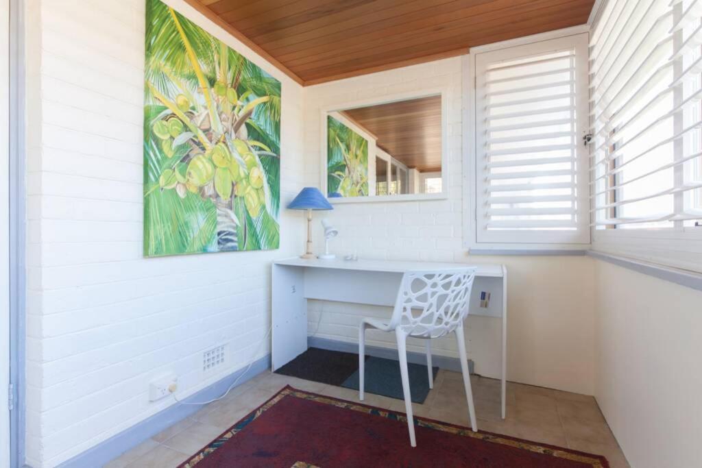 Apartment B7 Crawley 1 Brm & Sleepout Near Uwa Perth