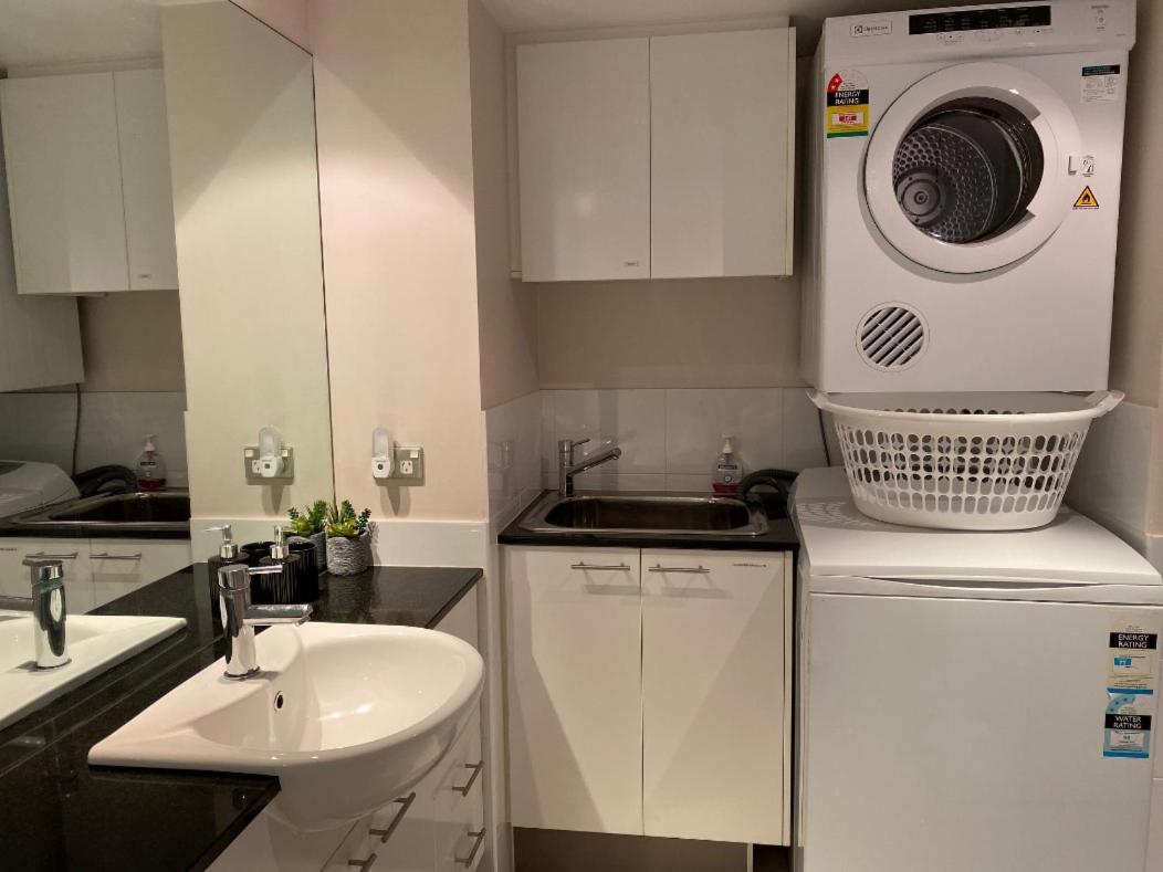 Arena Style Exec Free Netflix Wifi Wine Perth