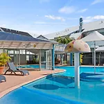 Broadwater Resort Como