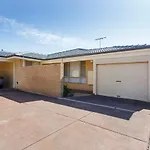 Living On Lennard - Pet Friendly House Close To Cbd