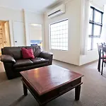 Duke\'S Apartments