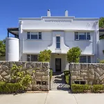 Cottesloe Beach Deluxe Apartment - Executive Escapes