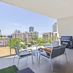 2Bdrm Skyline Views - Prime For River, Waca, Optus Stadium