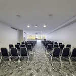 Mercure Perth On Hay