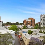 Metro Hotel Perth City