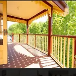 Quiet And Peaceful Rooms In Perth City With Free Parking