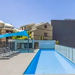 Central Perth 2-Bed Apartment With Pool & Gym