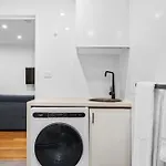 River Fringe Urban Retreat