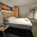 Econo Lodge Rivervale