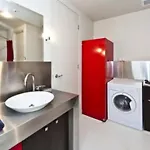 Luxury Apartment In The Heart Of Perth Cbd
