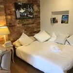 Gorgeous Studio 2 Minutes From The Heart Of Subiaco