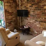 Gorgeous Studio 2 Minutes From The Heart Of Subiaco