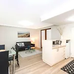 Perth West End Apartment 601 - Executive Escapes