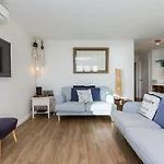 Cottesloe Blue Apartment - Executive Escapes