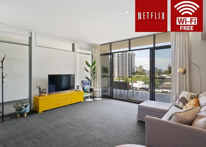 2Bdrm Skyline Views - Prime For River, Waca, Optus Stadium