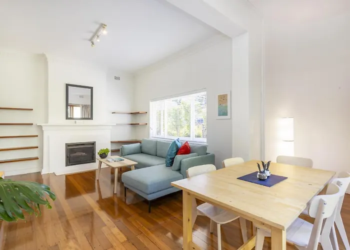 Cottesloe Seascape Apartment - Executive Escapes