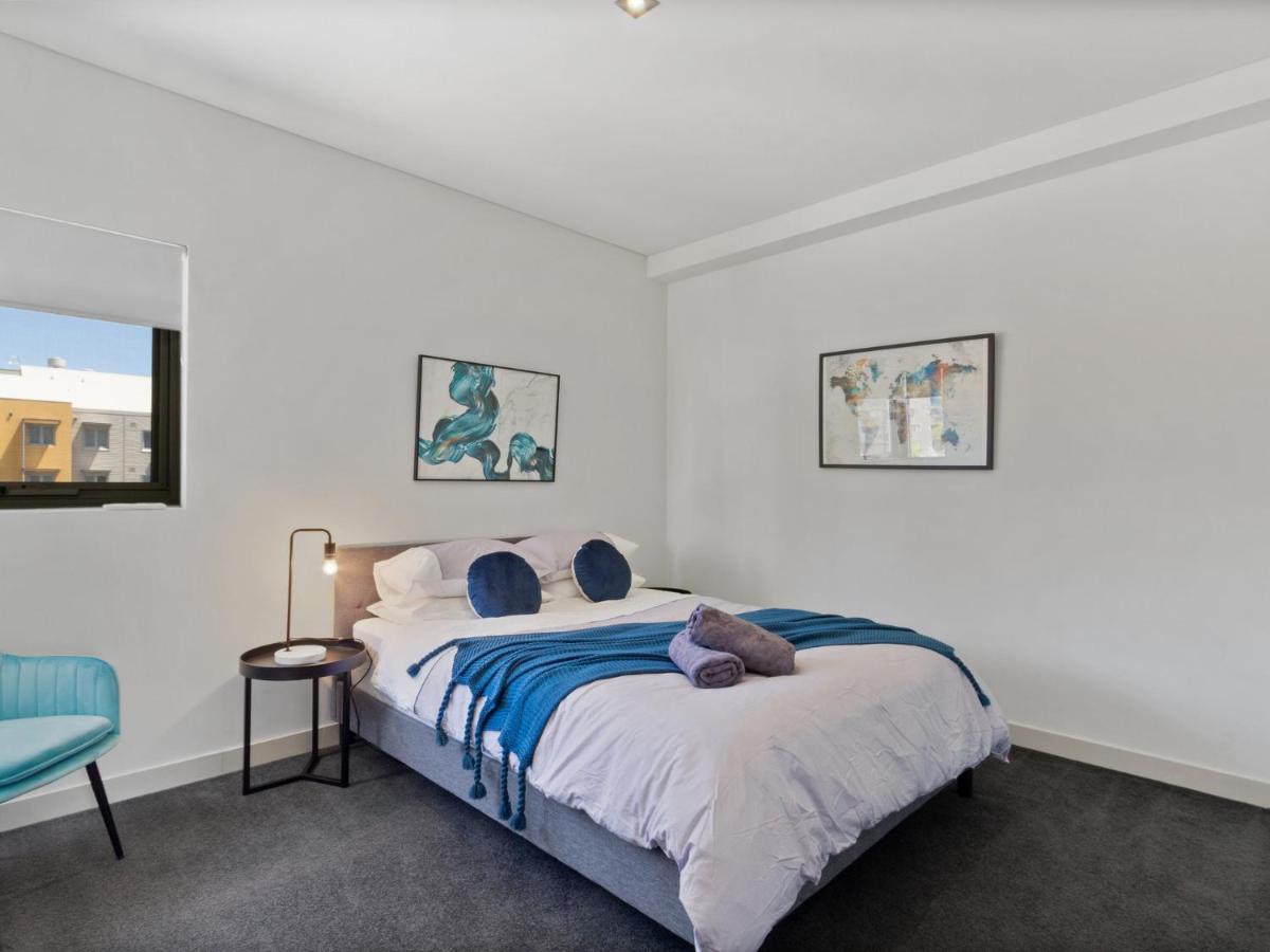 2bdrm Skyline Views - Prime For River, Waca, Optus Stadium Apartment *