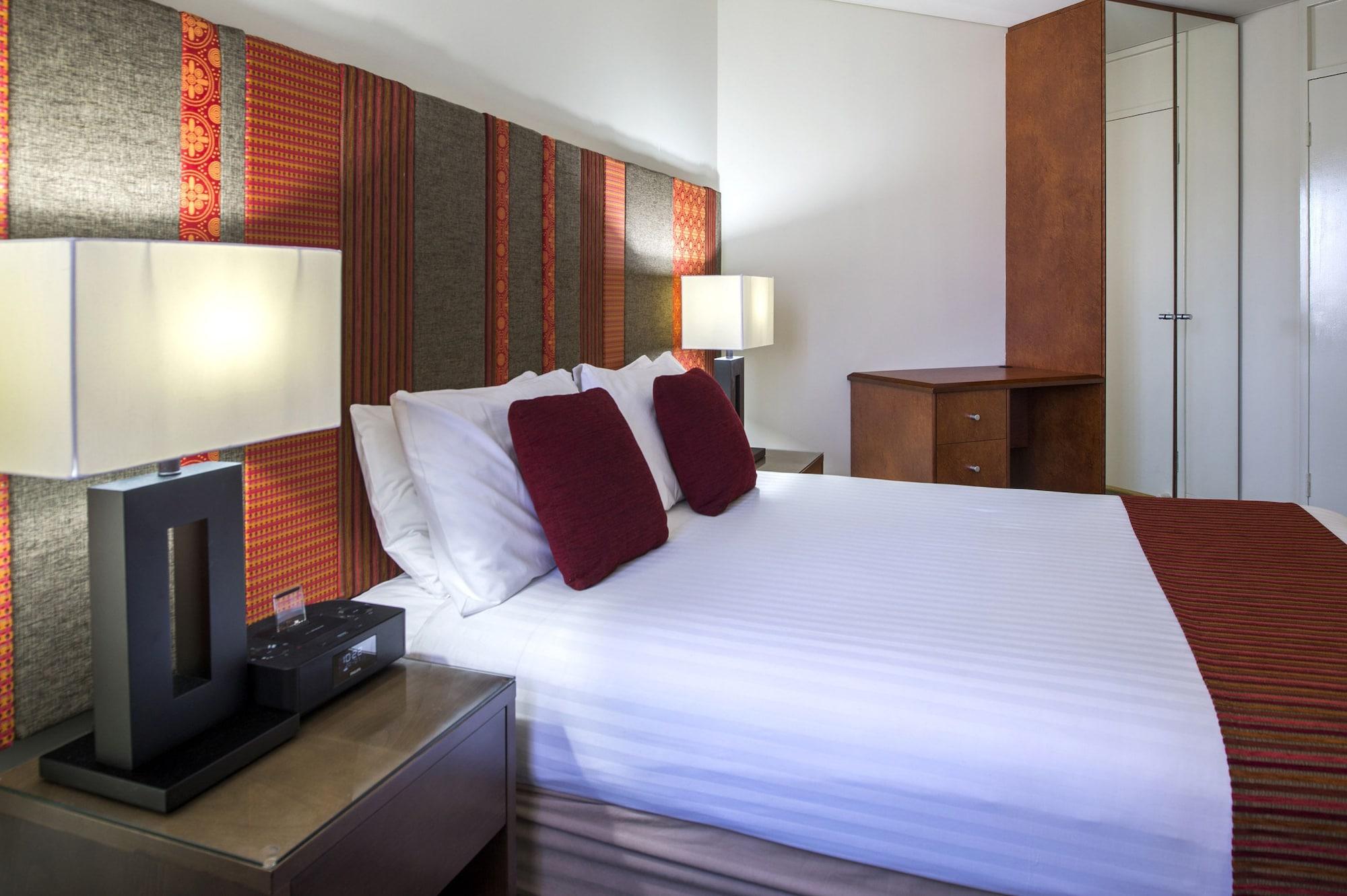 Mantra On Hay Aparthotel