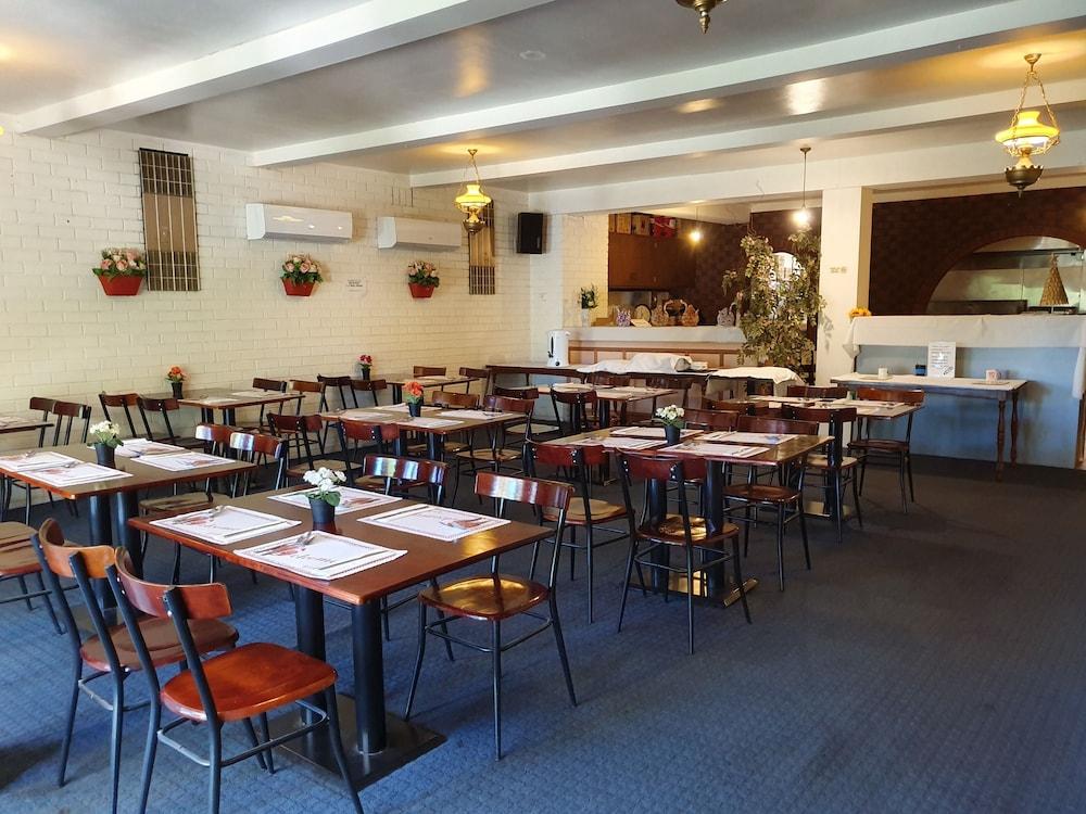 Econo Rivervale Perth