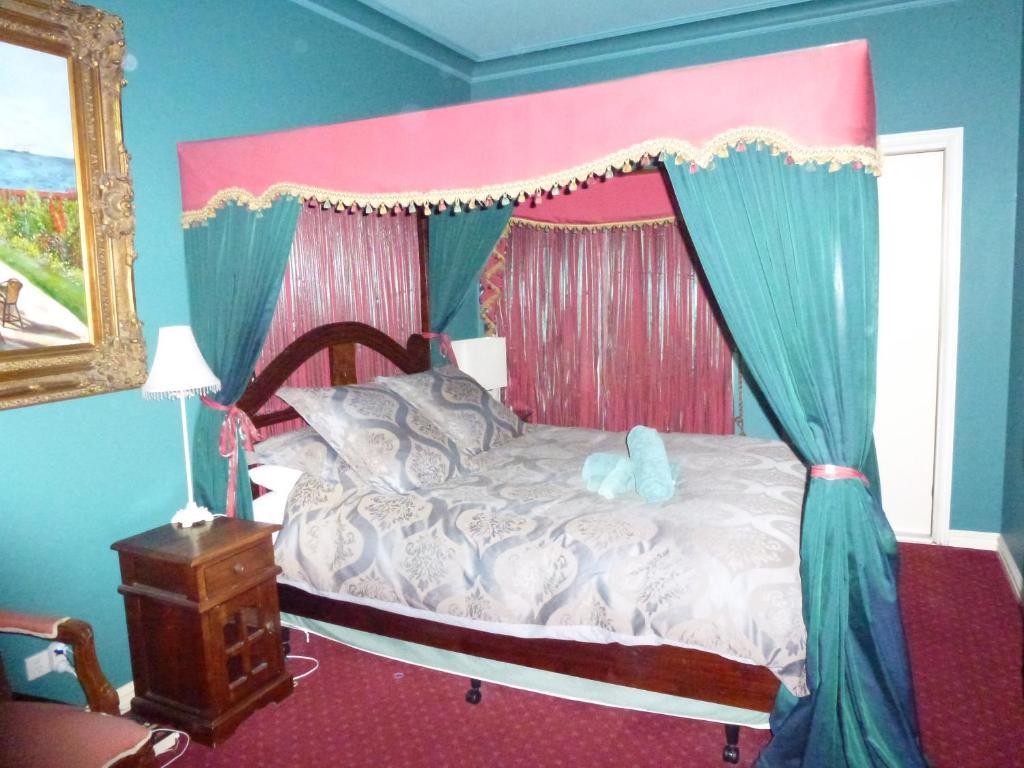 Beach Manor Hotel