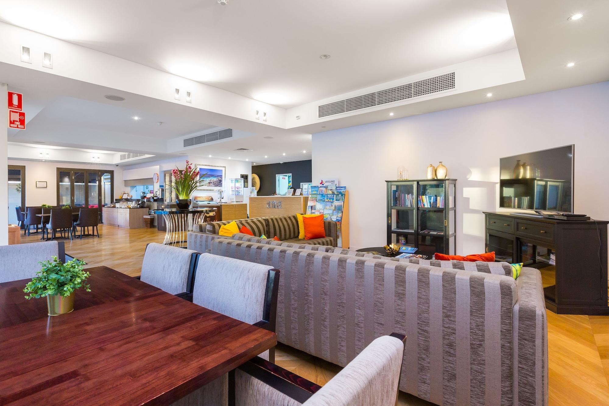 Hotel Club Wyndham Perth, Trademark Collection By Wyndham Perth