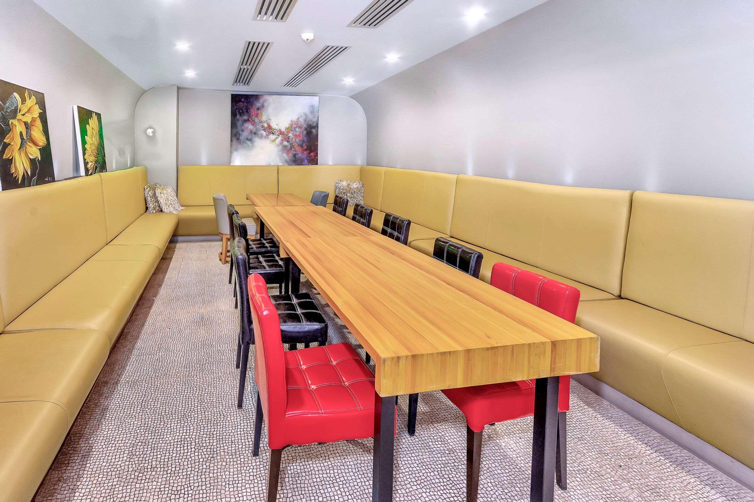 Metro 3* Perth