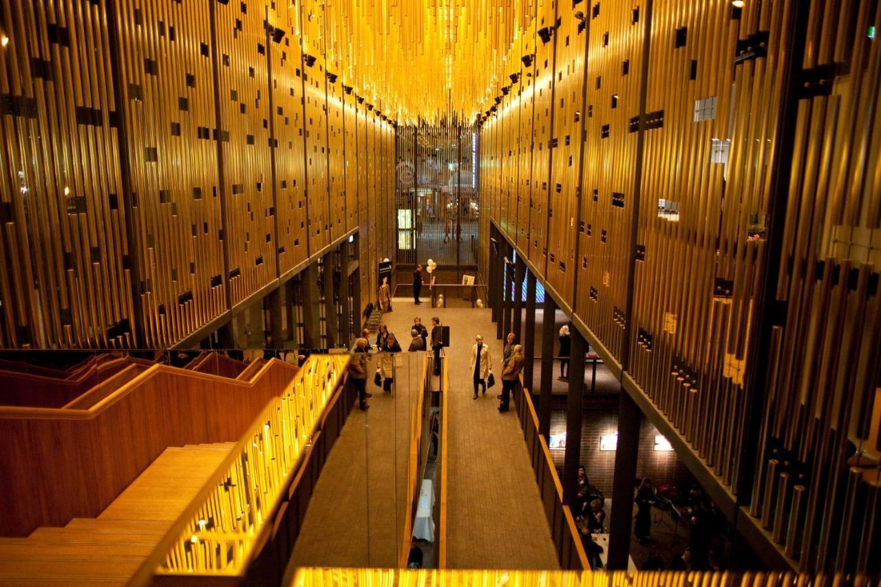 Intercontinental Centre By Ihg Hotel 5*