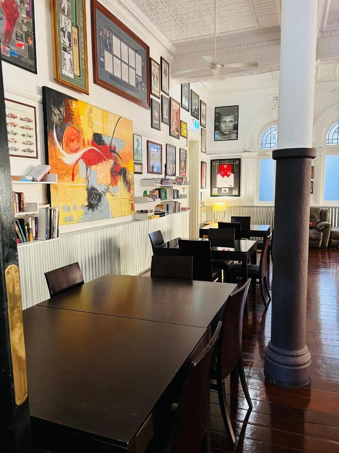 Hostel Wallaby Backpackers - Note - Valid Passport Required To Check In - *